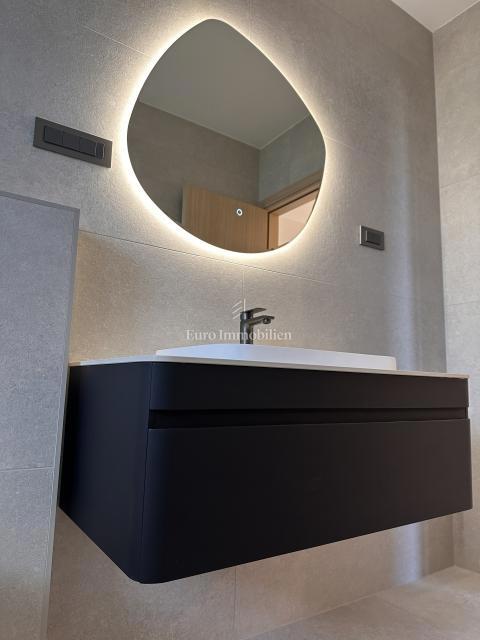 Malinska - casa nuova di qualità con piscina