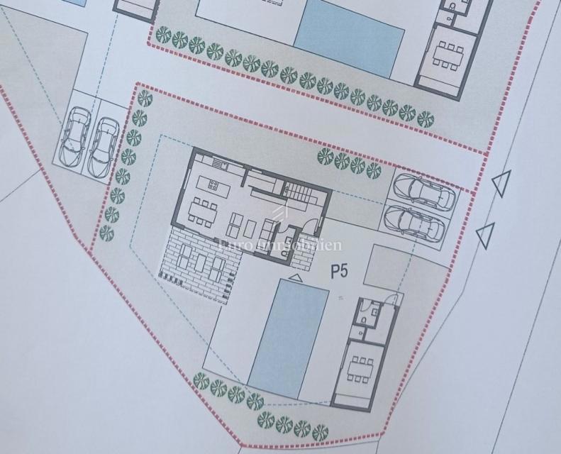 Istria, zona di Dignano, terreno edificabile con permesso di costruzione