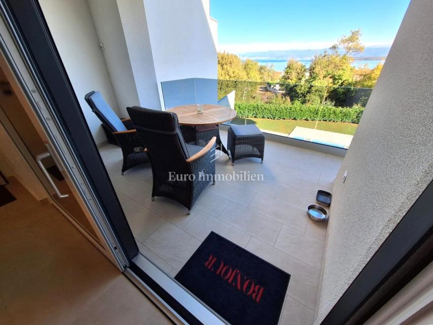 Appartamento bilocale con vista mare vicino al mare