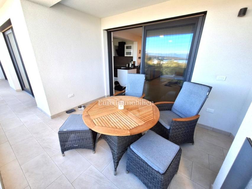 Appartamento bilocale con vista mare vicino al mare