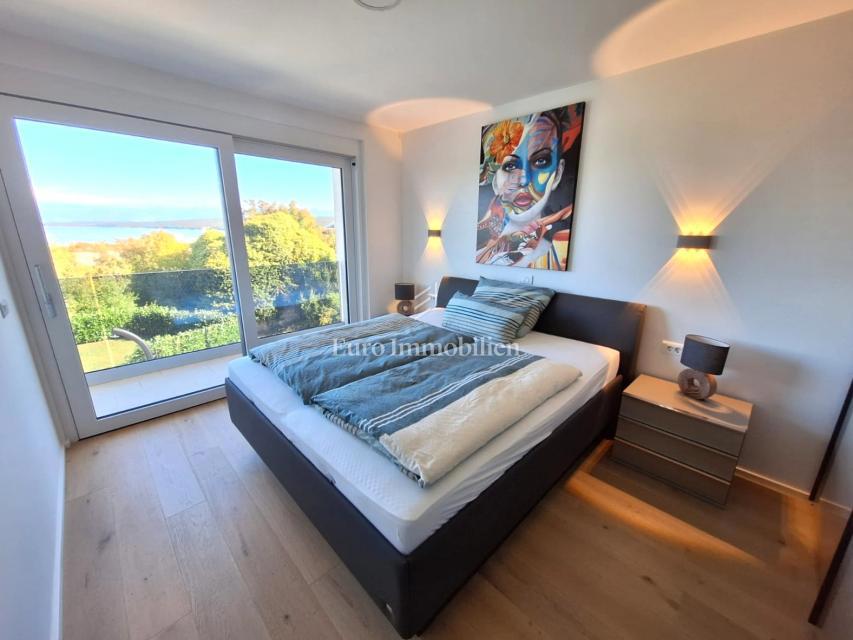 Appartamento bilocale con vista mare vicino al mare