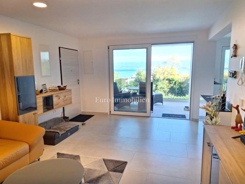 Appartamento bilocale con vista mare vicino al mare