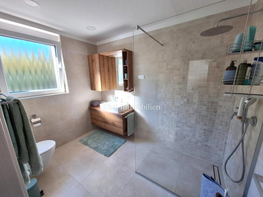 Appartamento bilocale con vista mare vicino al mare