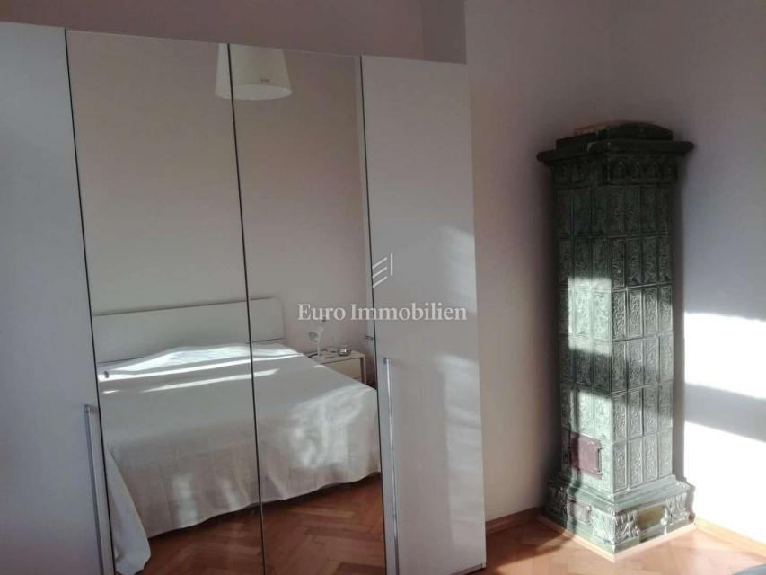 Lovran – appartamento in villa storica, 50 m dal mare