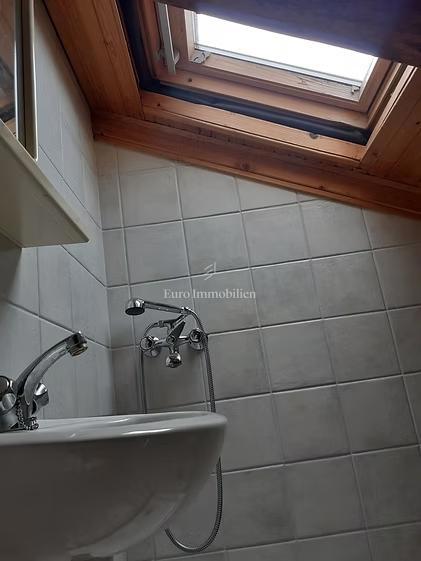 Lovran – appartamento in villa storica, 50 m dal mare