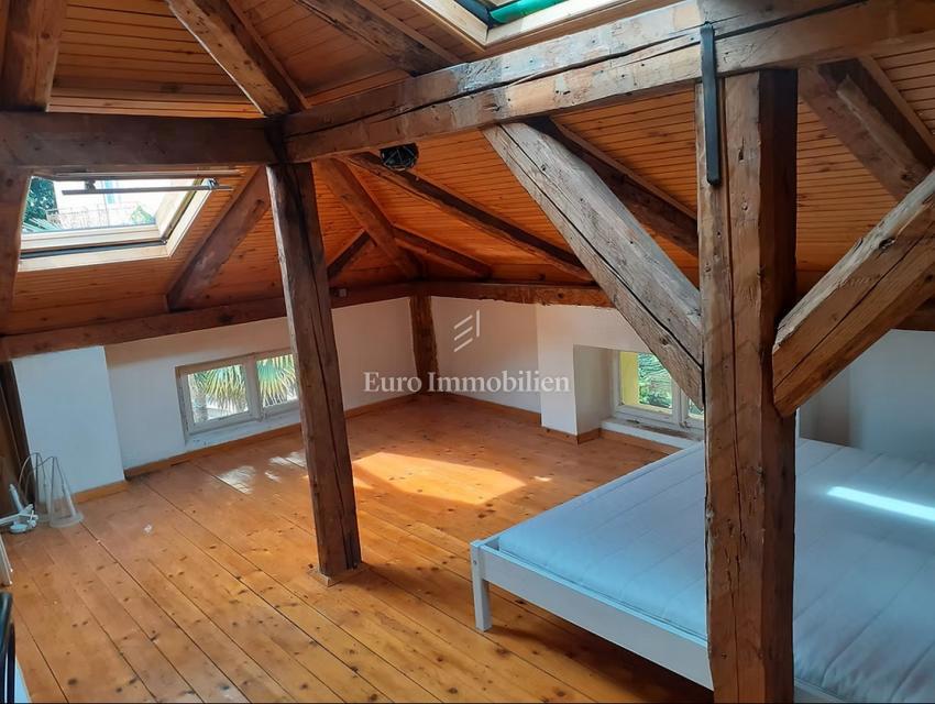 Lovran – appartamento in villa storica, 50 m dal mare