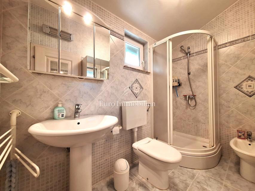 Casa a 200 metri dal mare, Malinska!