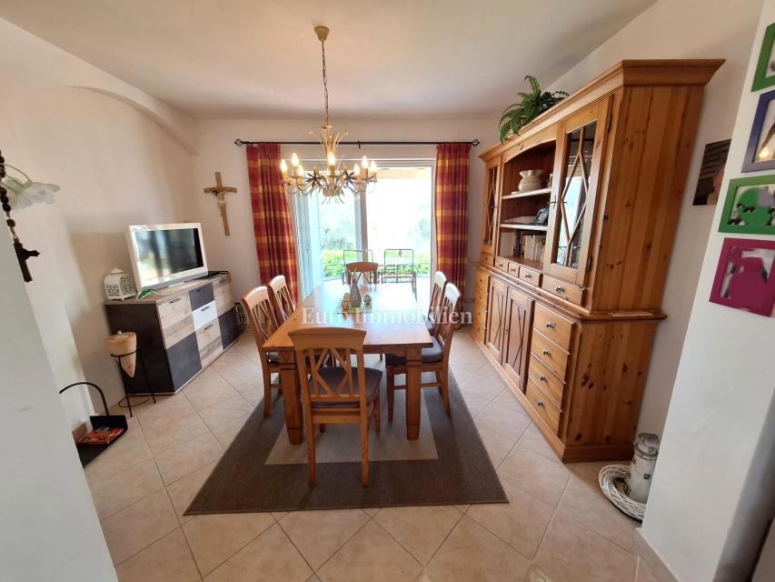 Casa a 200 metri dal mare, Malinska!