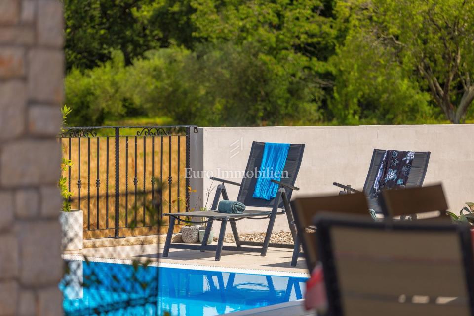 Casa mediterranea con vista mare
