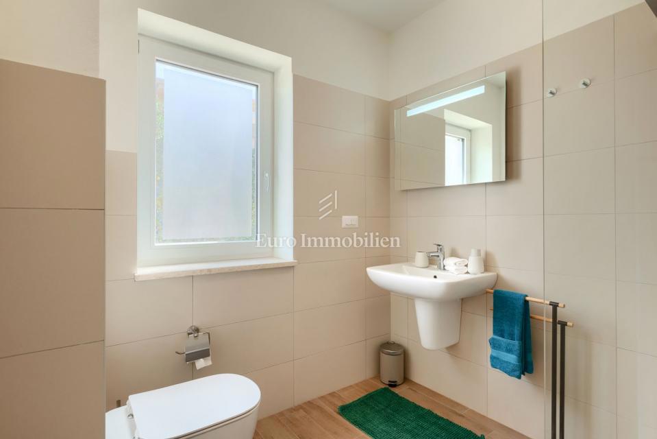 Casa mediterranea con vista mare