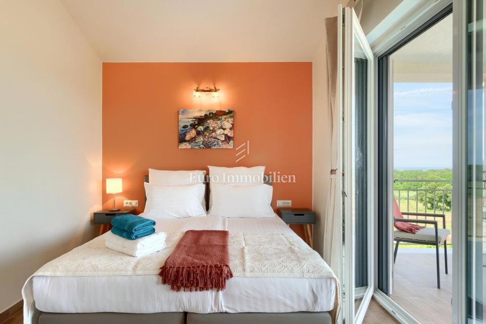 Casa mediterranea con vista mare