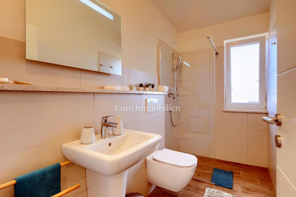 Casa mediterranea con vista mare