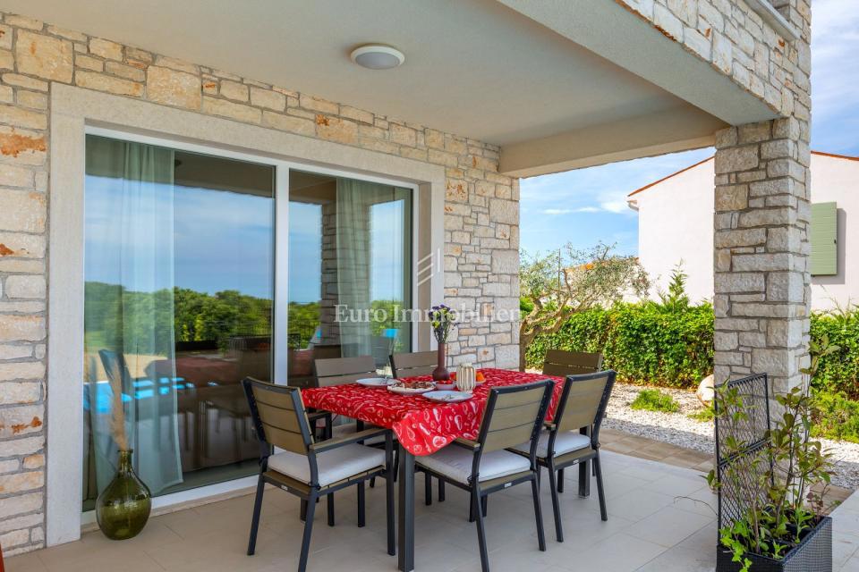 Casa mediterranea con vista mare