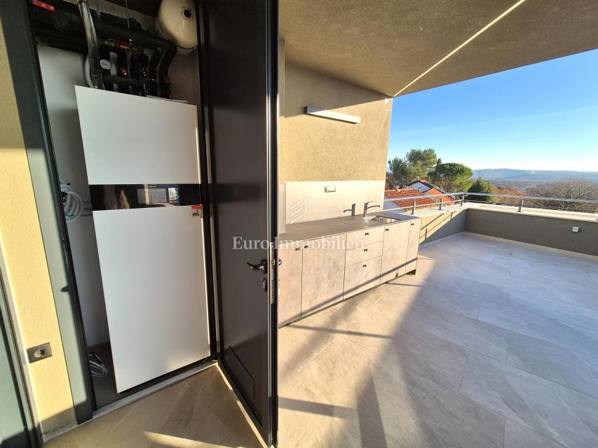 Attico arredato in un nuovo edificio