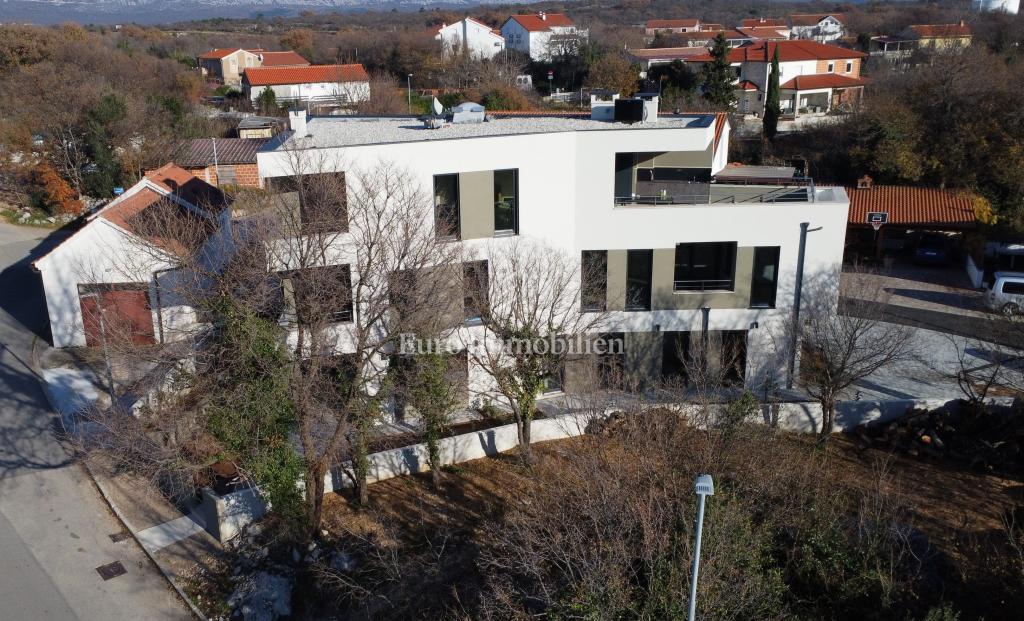 Attico arredato in un nuovo edificio