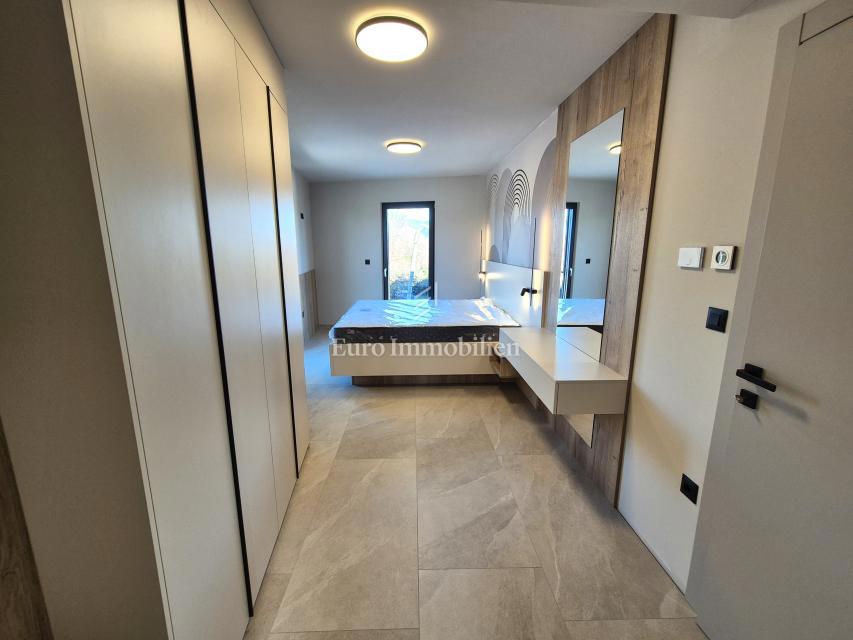 Attico arredato in un nuovo edificio