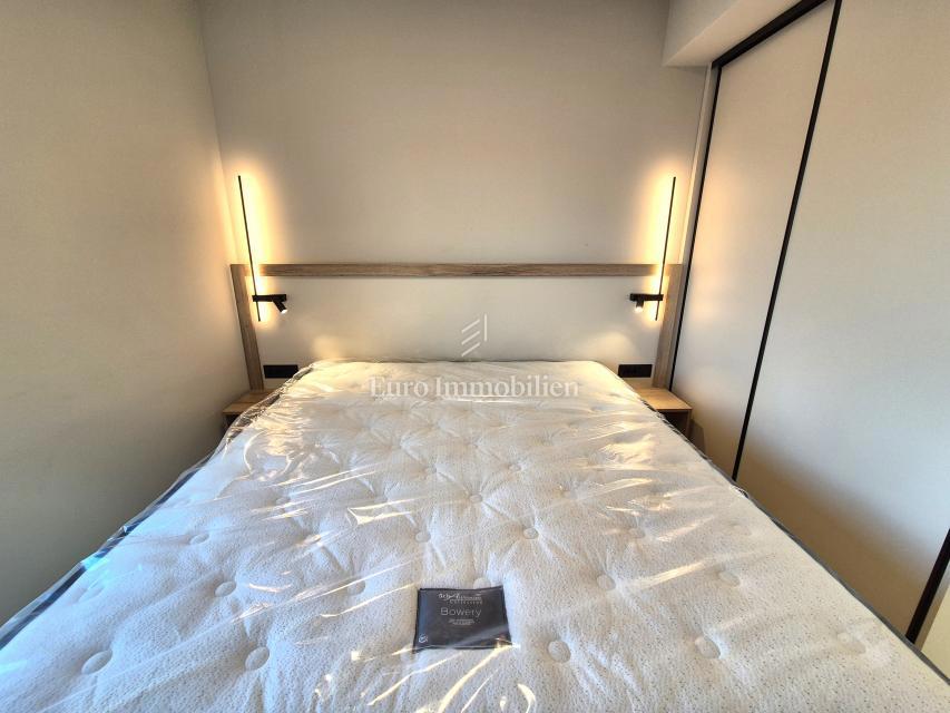 Attico arredato in un nuovo edificio