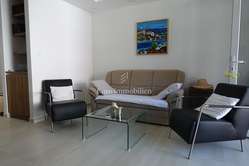 Casa ristrutturata a Podaca vicino alla spiaggia