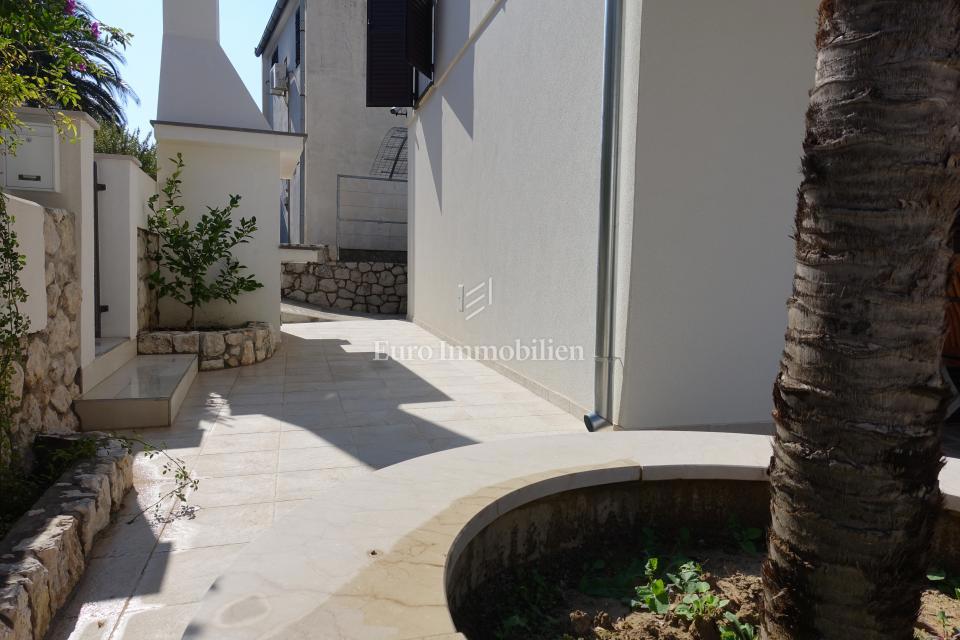 Casa ristrutturata a Podaca vicino alla spiaggia