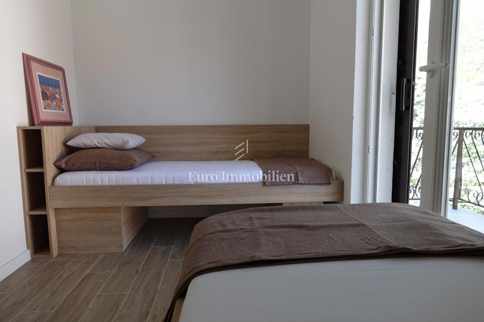 Casa ristrutturata a Podaca vicino alla spiaggia