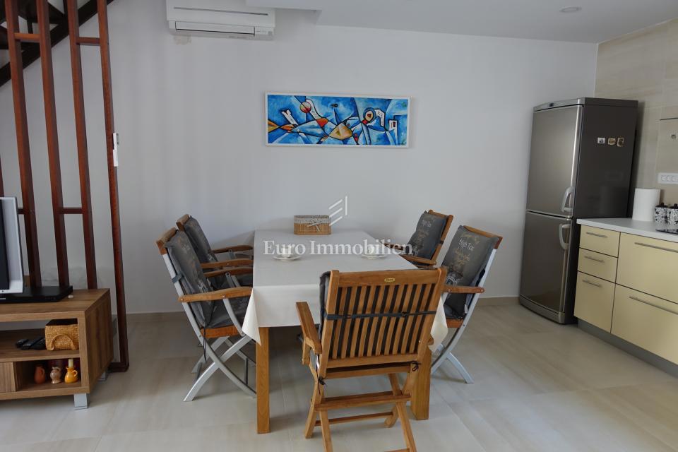 Casa ristrutturata a Podaca vicino alla spiaggia