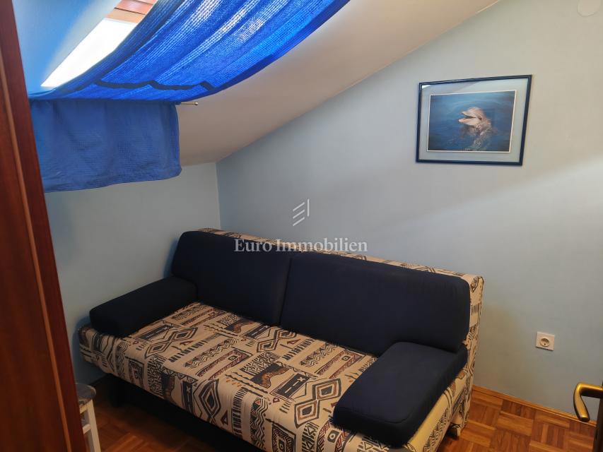 Casa con due appartamenti, a soli 350 metri dal mare!