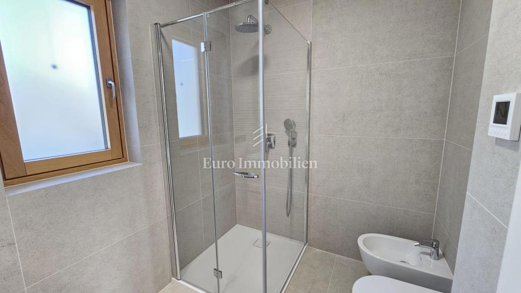 Cantrida, appartamento di lusso con due camere