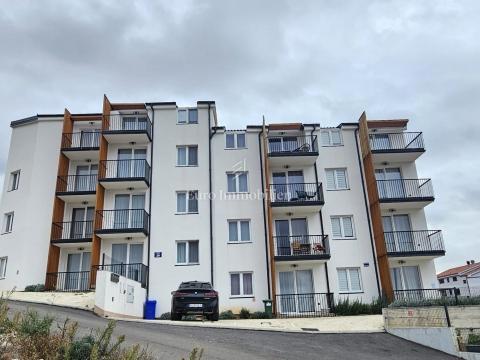 Crikvenica - proprietà con 4 appartamenti