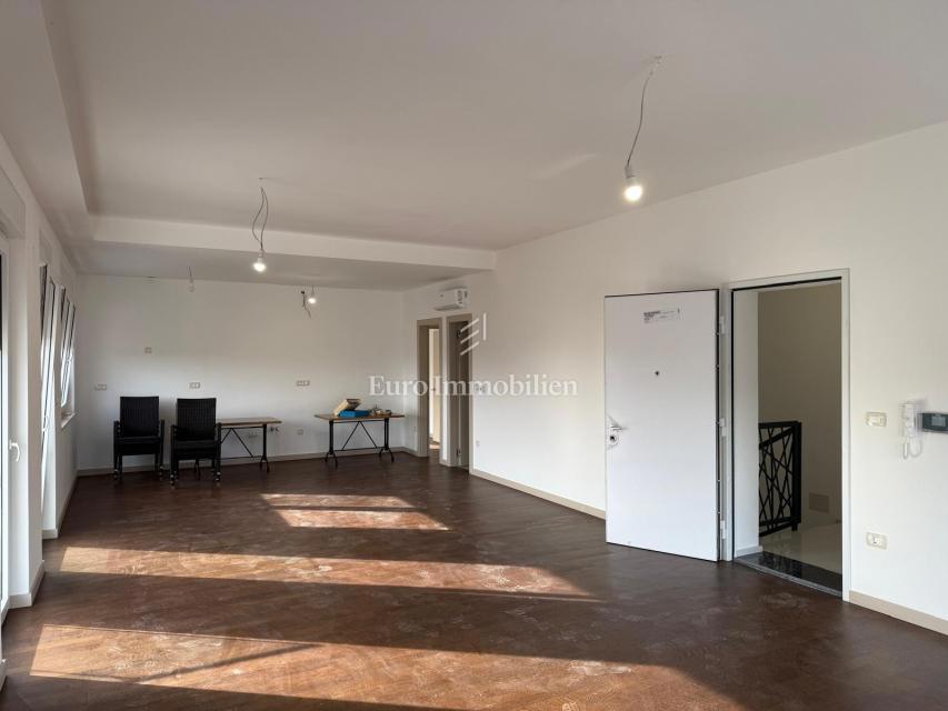 Čavle - Ampio attico (penthouse) in un nuovo edificio