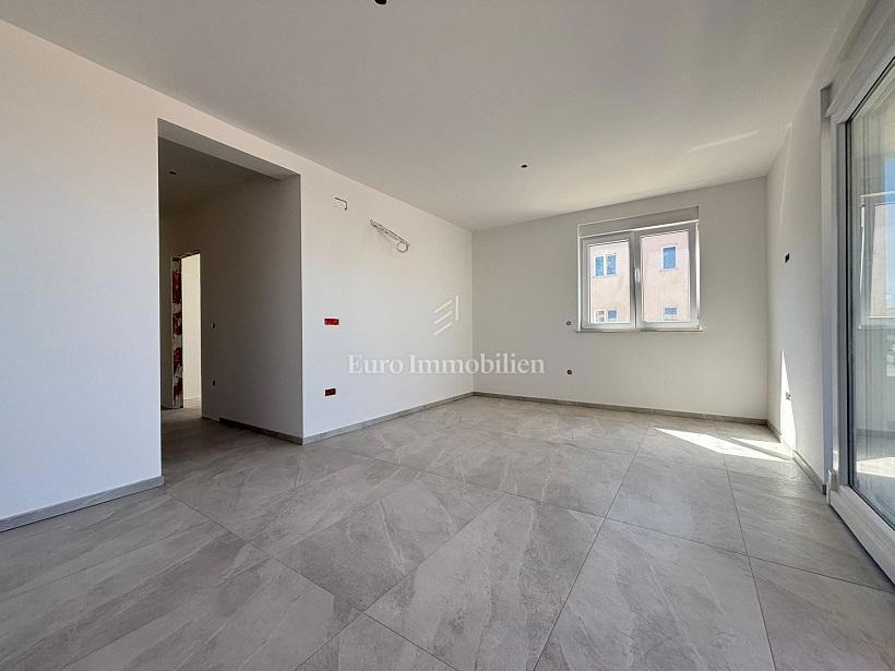 Novalja - appartamento nuovo con giardino e vista mare