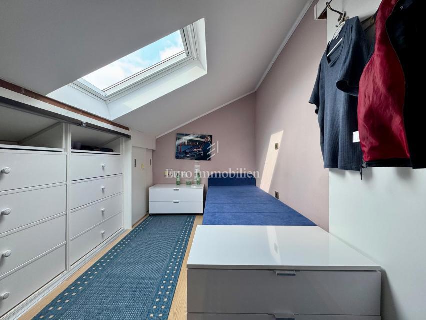 Labin – appartamento con giardino e garage