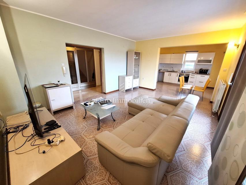 Casa con giardino e piscina in ottima posizione, Krk