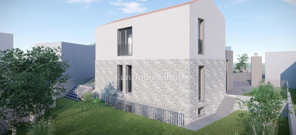 Terreno edificabile con documentazione progettuale