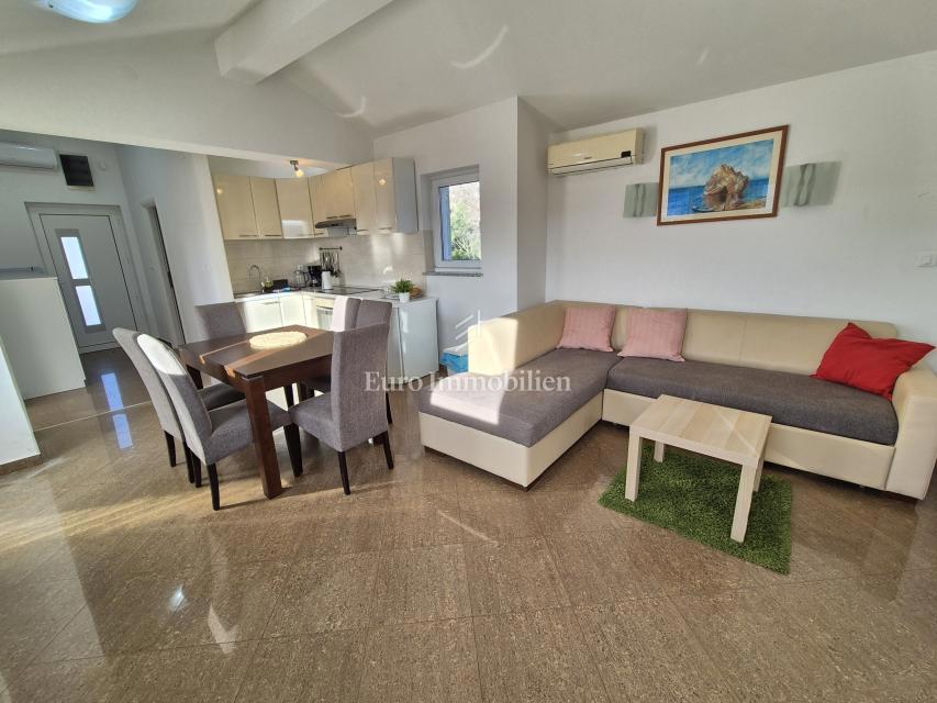 Appartamento con vista mare aperta