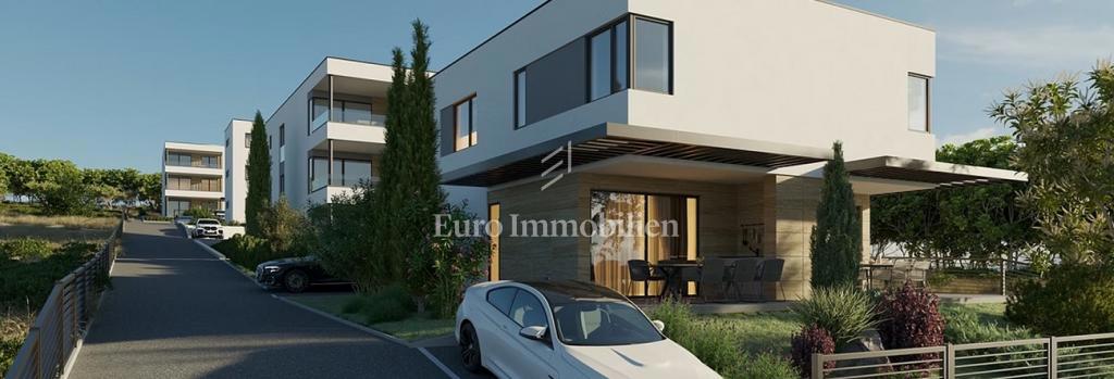 Appartamento con giardino, 200 m dal mare - isola di Pag