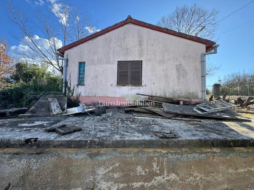 Istria - casa con ampio giardino e dependance