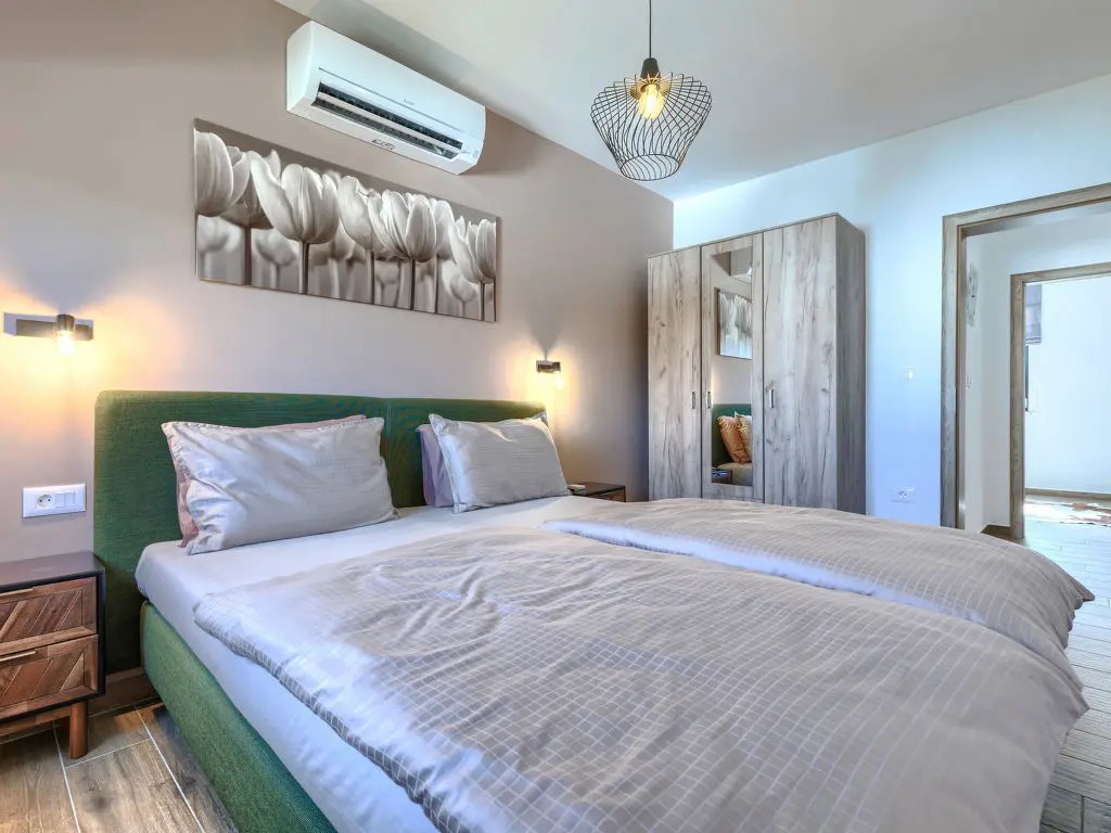 Istria, Albiona - casa moderna con piscina