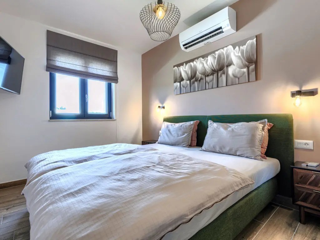 Istria, Albiona - casa moderna con piscina