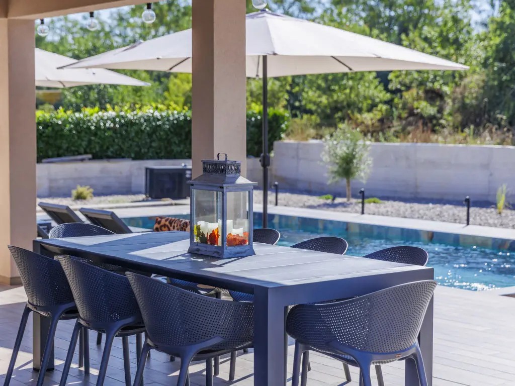 Istria, Albiona - casa moderna con piscina