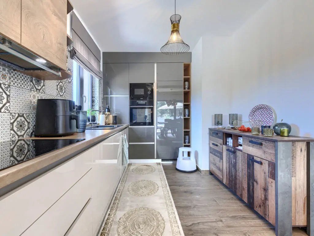 Istria, Albiona - casa moderna con piscina