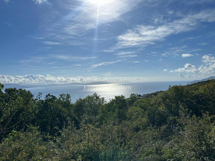 Albona - terreno agricolo con vista mare