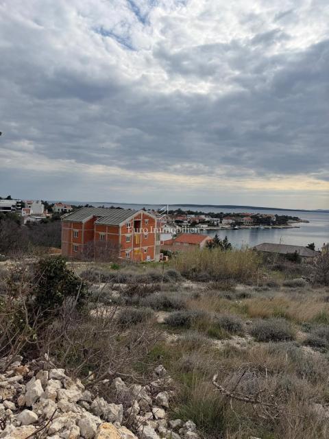 Isola di Pago - nuevo appartamento moderno con terazza 