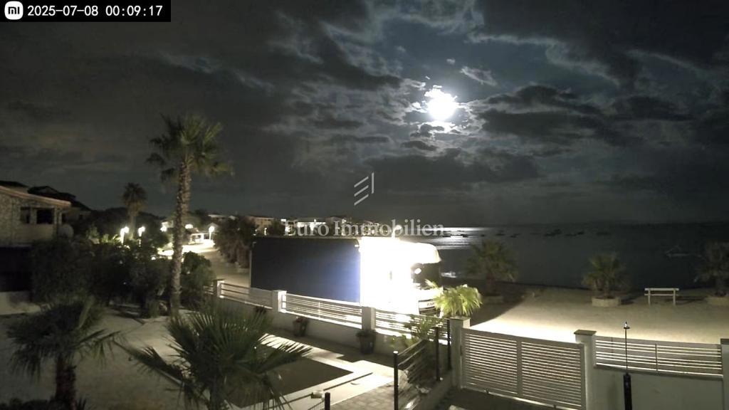 Vir - Appartamento in prima fila sul mare