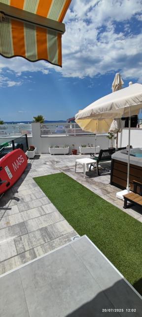 Vir - Appartamento in prima fila sul mare