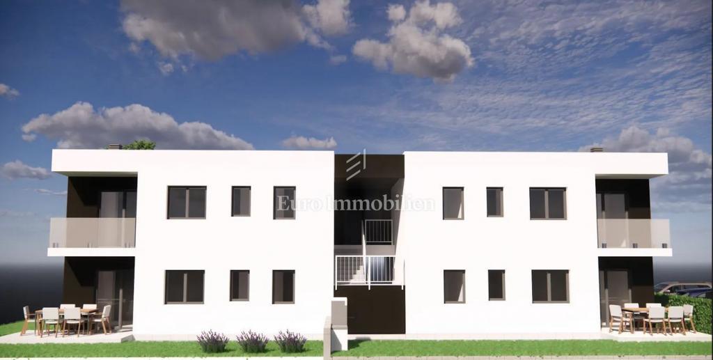 Exclusive apartment in a new building, 2 km from the sea, Poreč