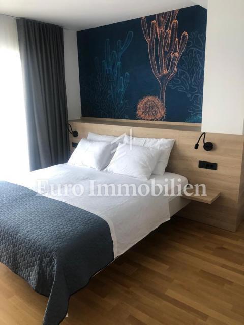 Casa moderna, prima fila al mare vicino a Senj