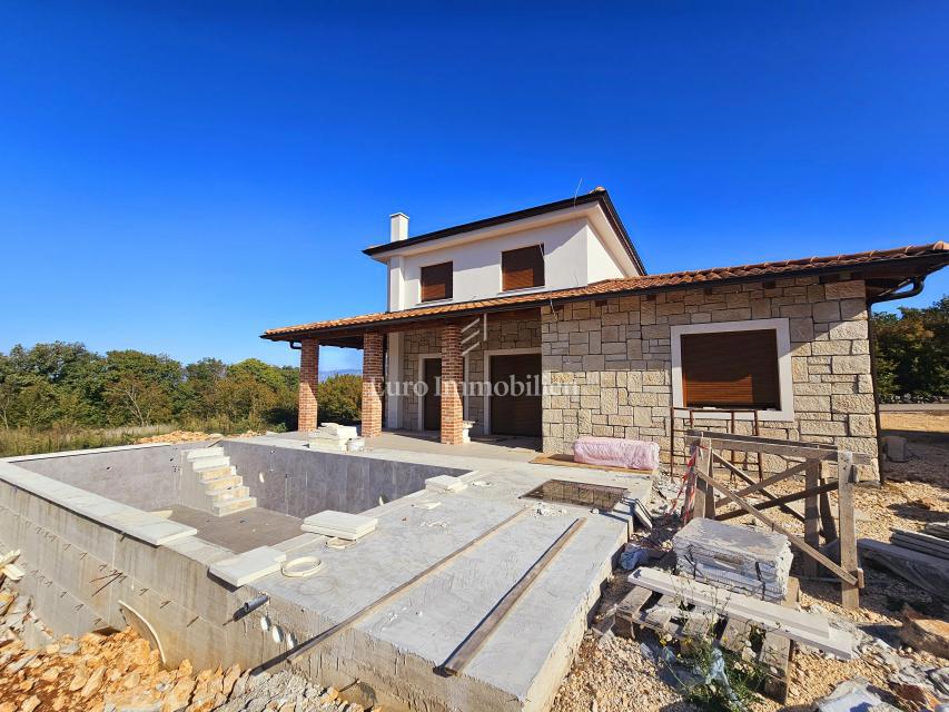 Isola di Veglia - nuova casa indipendente con piscina