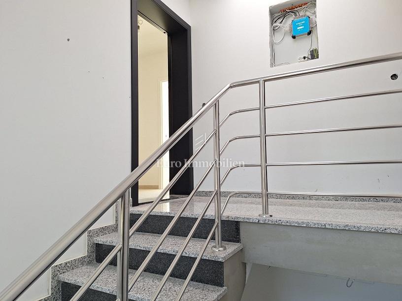 Novalja - appartamento al secondo piano di un nuovo edificio