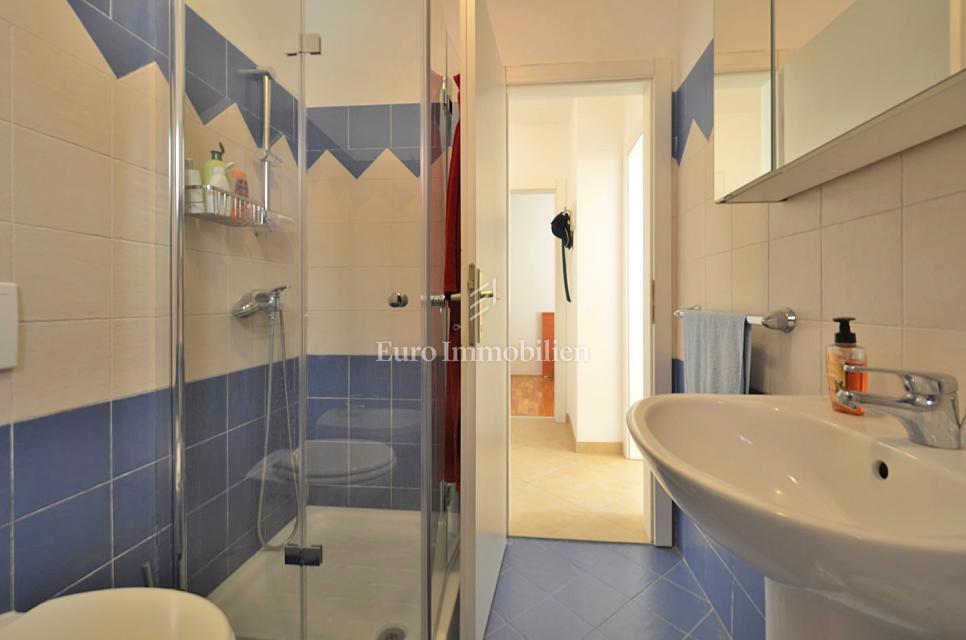 Istria - Novigrad - appartamento con due camere da letto