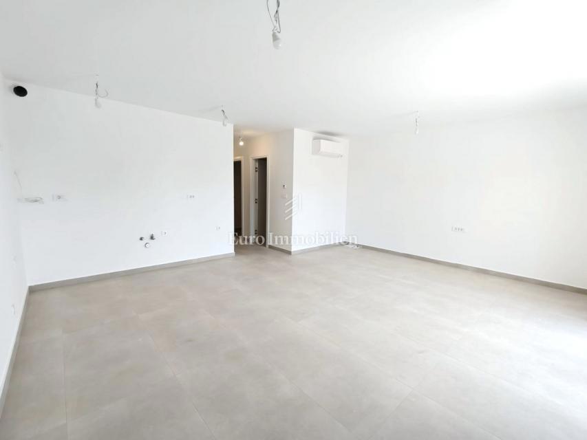 Čiovo – Appartamenti nuovi, vicino al mare